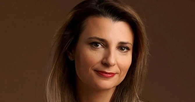 Începe școala! De la lista de rechizite la lista de dorințe: părinții calculează, retailerii se adaptează