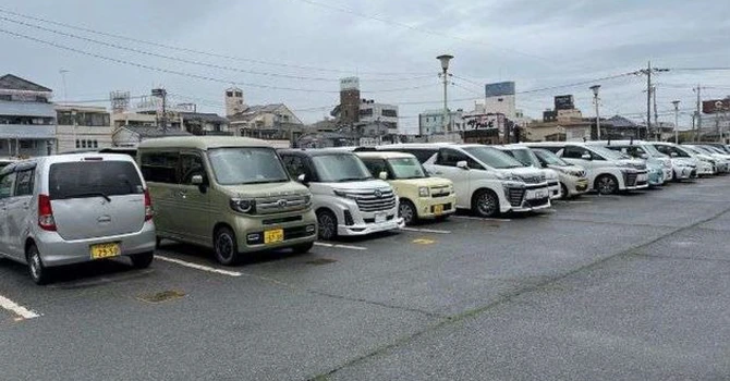 Donald Trump îi tentează pe japonezi cu deschiderea pieței americane pentru mașinile „Kei”