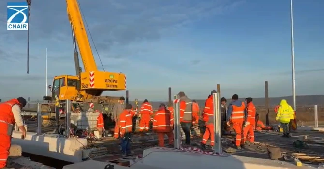 VIDEO Autostrada A7 Focșani – Adjud: Umbrărescu mobilizează 3.000 de muncitori pentru darea în trafic a 50 km înainte de Revelion