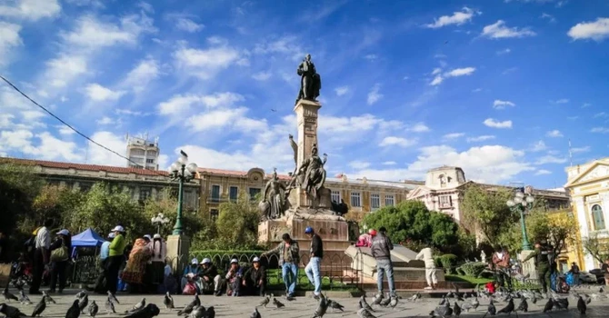 Bolivia elimină obligativitatea vizelor pentru turiştii din România şi alte şase ţări