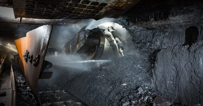 Cel mai mare producător de cărbune al Australiei, statul Queensland, abandonează obiectivele privind energia regenerabilă