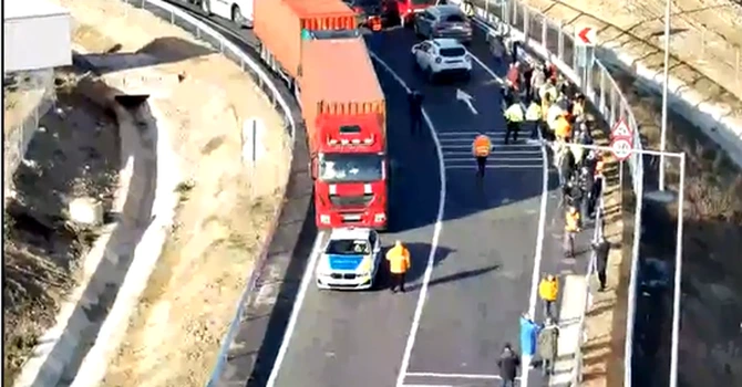 VIDEO A fost deschisă circulația pe Centura Zalău, primul drum făcut de chinezi în România