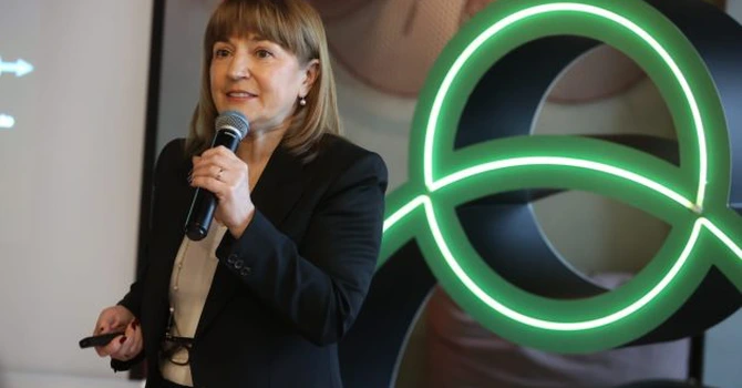 La ce valori ajung cele mai mari investiții personale și cele mai încasări ale clienților business ai Salt Bank. Cât cheltuie românii pe gaming, în cafenele sau pe biletele de avion?  