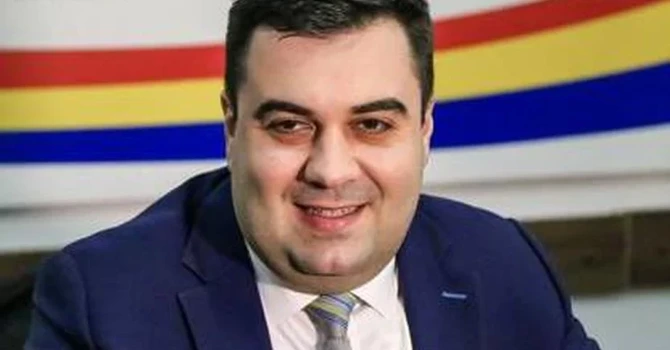 Percheziţii DNA la fostul ministru al Transporturilor Răzvan Cuc şi la un om de afaceri. Dosarul investighează dare de mită şi complicitate la dare de mită