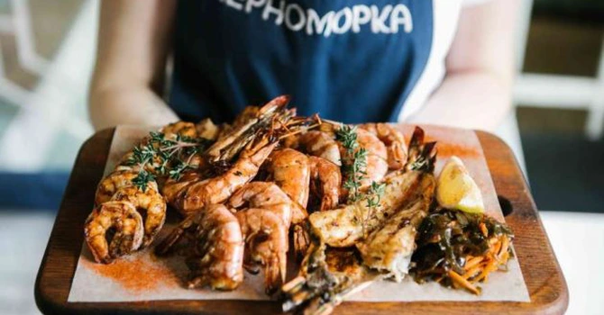 Chernomorka, lanțul ucrainean de restaurante cu specific pescăresc, deschide la București în Unirea Shopping Center