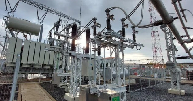 Premieră: Românii de la Electromontaj au finalizat instalația STATCOM la stația Sibiu Sud, care devine prima stație Transelectrica cu 5 niveluri de tensiune