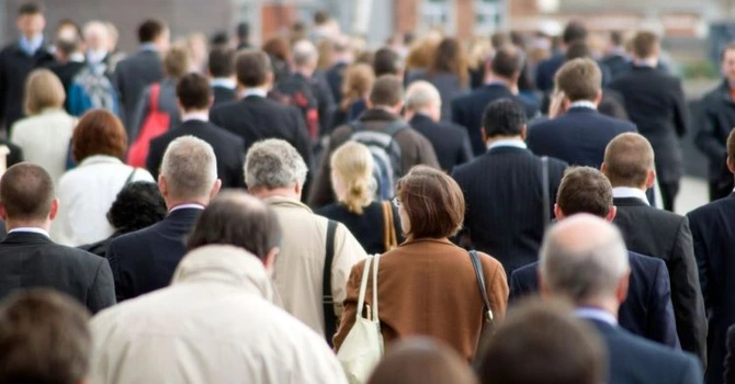 Instituţiile şi autorităţile publice aveau în noiembrie 1,2 milioane de angajați, cu 290 mai puţini decât în octombrie