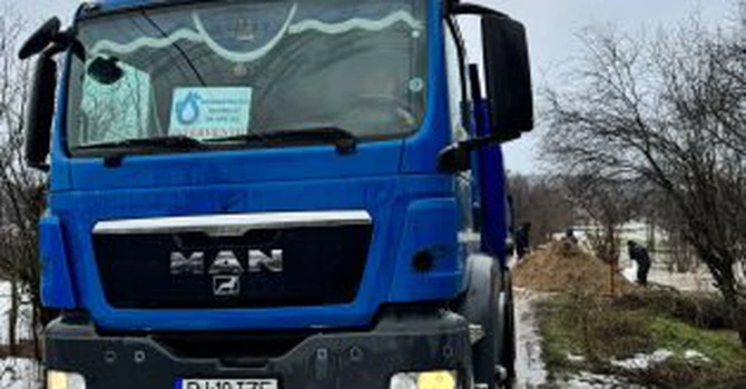 ANAR: Pescuitul și plimbările pe malurile râurilor sunt strict interzise în perioade de avertizări hidrologice