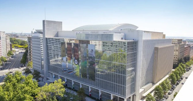 Banca Mondială a revizuit în scădere estimarea privind creșterea economiei României în 2025. Instituția și-a schimbat, tot în jos, și prognoza privind creșterea economică din 2026