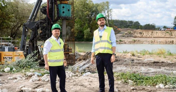 Autostrada Unirii A8. Cum vor arăta şi unde va construi România primii kilometri de autostradă din Basarabia