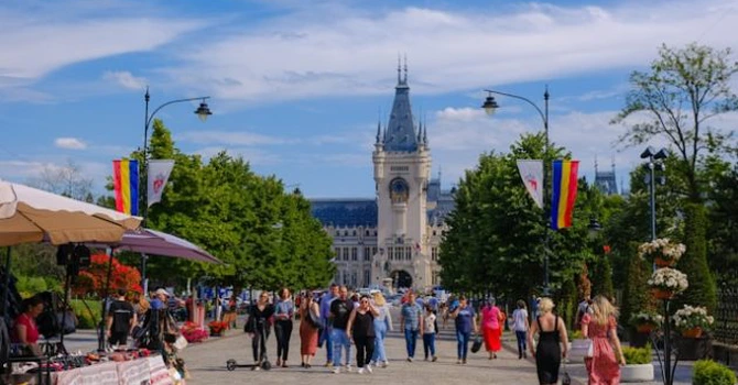 Singurul mare oraș unde prețurile locuințelor sunt încă sub 2.000 de euro. Care sunt prețurile în București, Constanța și Brașov