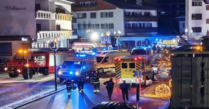VIDEO Tragedie de Anul Nou. Anunţul MAE după ce o explozie puternică a omorât zeci de oameni care petreceau într-un bar din stațiunea Crans-Montana, Elveţia