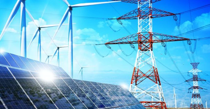 Producţia de electricitate din eolian şi solar a depăşit în premieră combustibilii fosili în 14 state din UE (raport)