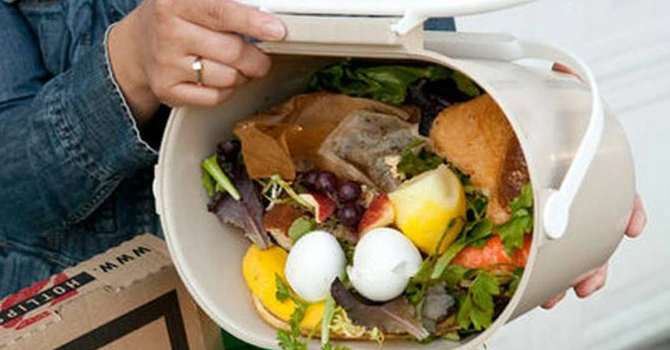 Ghid practic pentru diminuarea risipei alimentare la domiciliu, propus de băncile pentru alimente