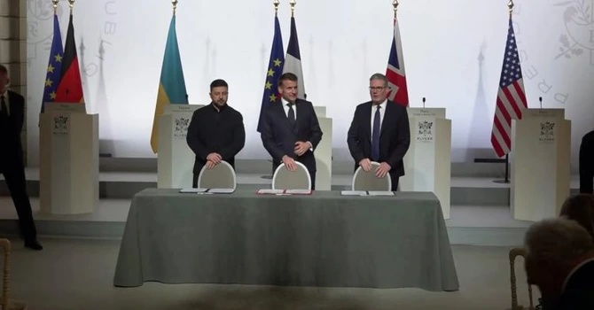 Kievul, Parisul și Londra au ajuns la un acord cu privire la desfășurarea unei forțe internaționale de menținere a păcii în Ucraina, după încheierea unui armistițiu