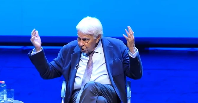 „Eu personal cred, şi o spun cu tot respectul, că Trump este complet nebun”, spune fostul premier spaniol Felipe Gonzalez