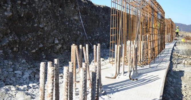 „Autostrada” de pe Valea Doftanei: Construcții Erbașu a ajuns la un stadiu de 12% la alternativa pentru Valea Prahovei