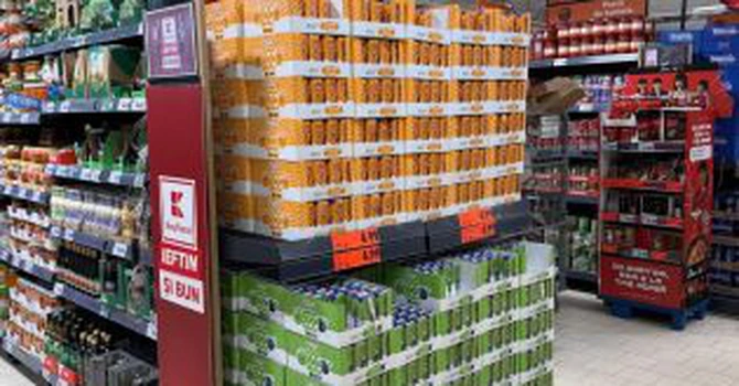 Cine este în spatele brandul de sucuri lansat de gamerul iSilent. A generat vânzări de aproximativ 70.700 de euro în 48 de ore