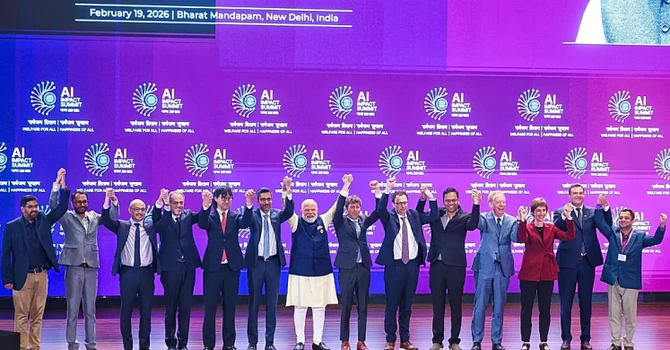 88 de state au semnat în India un acord privind folosirea inteligenței artificiale, după negocieri intense și depășirea opoziției SUA