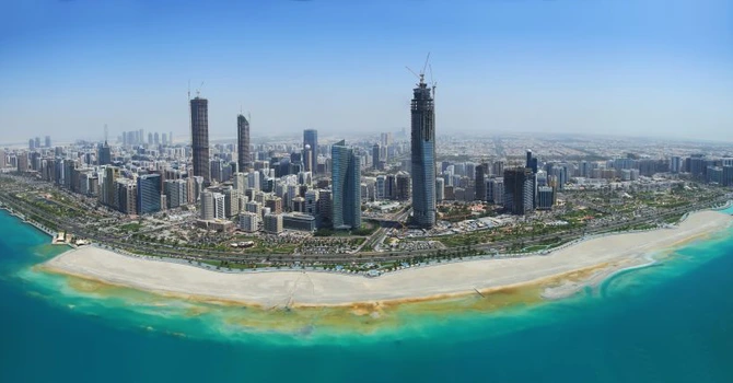 Gigantul american Carlyle negociază cu fonduri din Emirate pentru activele Lukoil