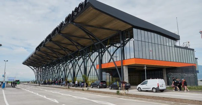 Aeroportul Internațional Brașov – Ghimbav se extinde. Contract de 49 de milioane de lei, lansat la licitație