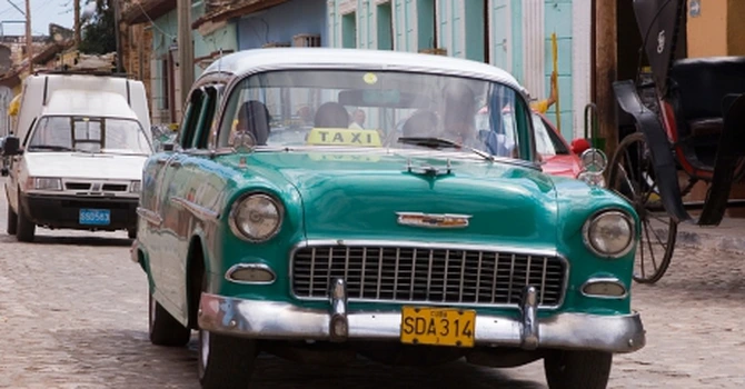 Rusia va oferi ajutor material pentru Cuba în ciuda „presiunilor foarte puternice” ale SUA