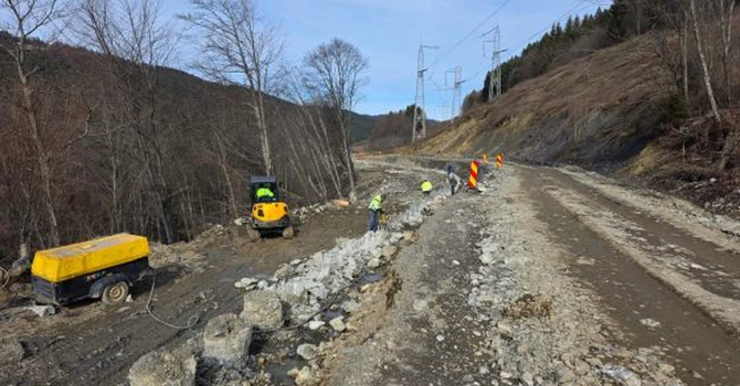 FOTO „Autostrada” din Valea Doftanei: Ce lucrări se execută la drumul – alternativă la Valea Prahovei