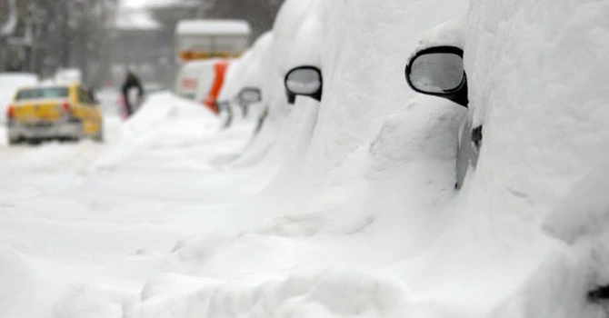 Măsuri de urgenţă – Situaţia din Bucureşti, Ilfov şi din ţară – Tot ce trebuie să ştii în această dimineaţă după ce iarna extremă a lovit România