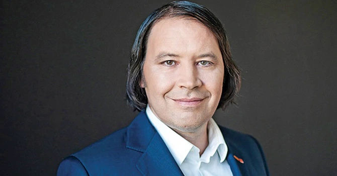 Julien Ducarroz, CEO Orange Romania: Ne propunem să creștem reziliența digitală a clienților rezidențiali, victimele cele mai frecvente ale fraudelor digitale