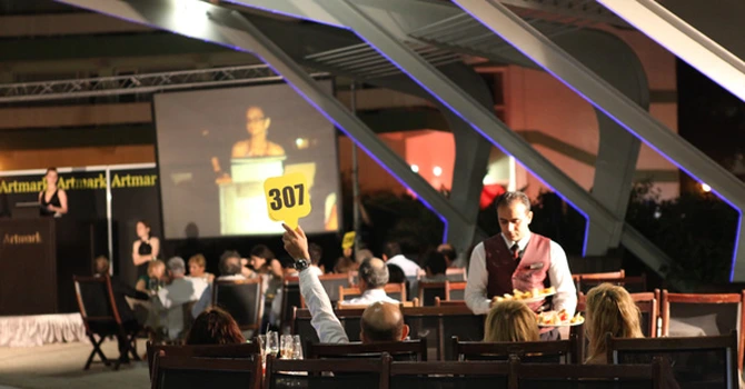 Comoara ascunsă a lui Darius Vâlcov e scoasă la licitaţie. O lucrare de Picasso şi un tablouri de Grigorescu – printre piesele prezentate