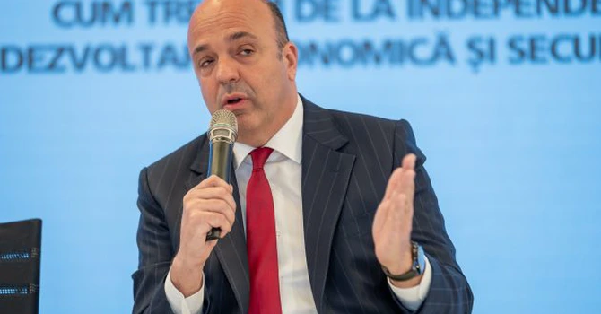 Konstantinos Mavros, CEO PPC Renewables: Energia regenerabilă este de trei ori mai ieftină decât cea convențională, piața românească trebuie să ajungă la un nou echilibru