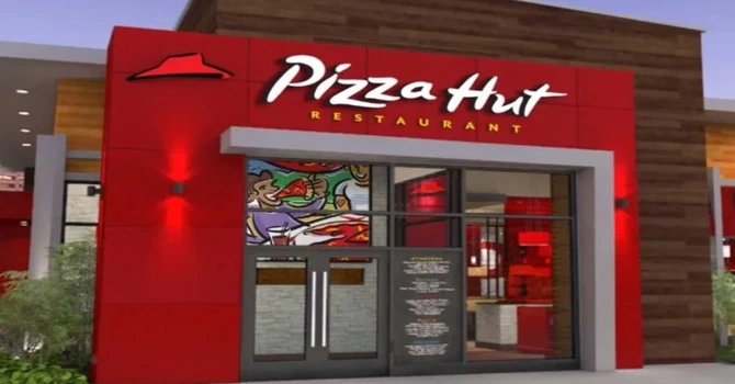 Șapte restaurante Pizza Hut din România se închid