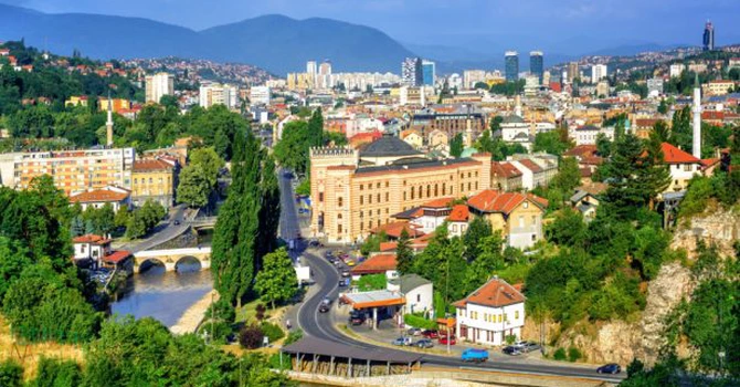 Bosniacii au ieşit în stradă să ceară „dreptate” după un accident de tramvai la Sarajevo