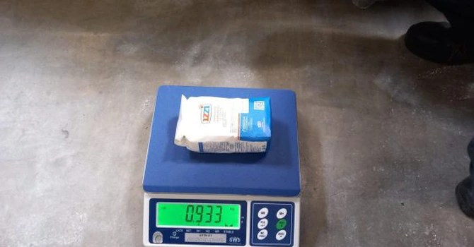 ANPC a oprit de la comercializare 140 de tone de zahăr, în urma controalelor efectuate astăzi. 456 de amenzi au fost date