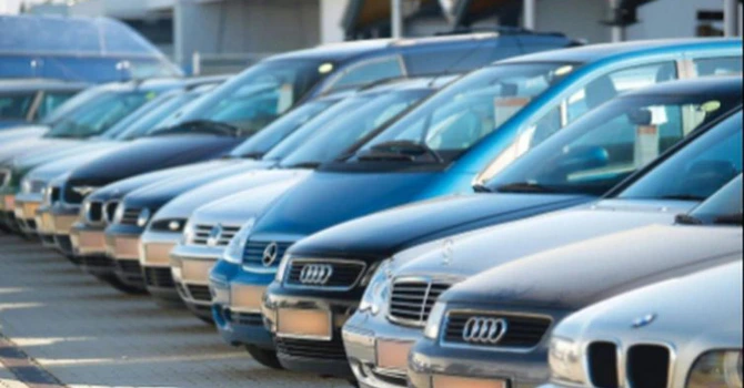România rămâne unul dintre cei mai mari importatori de mașini second-hand din UE – analiză Vincario
