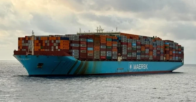 Armatorul danez Maersk anunţă suspendarea tranzitului maritim prin strâmtoarea Ormuz