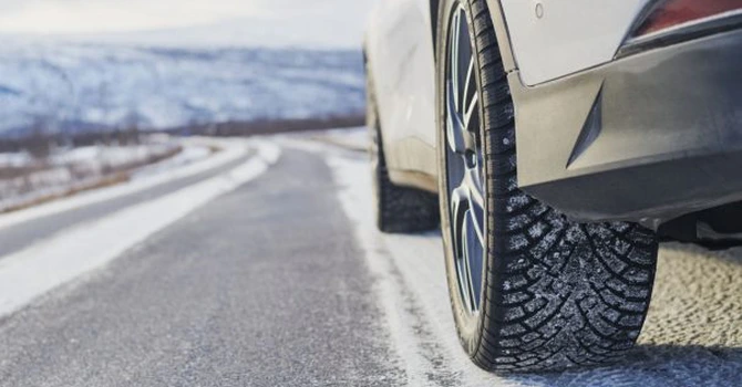 Anvelopă de iarnă care se adaptează automat la schimbările de temperatură, lansată de Nokian Tyres