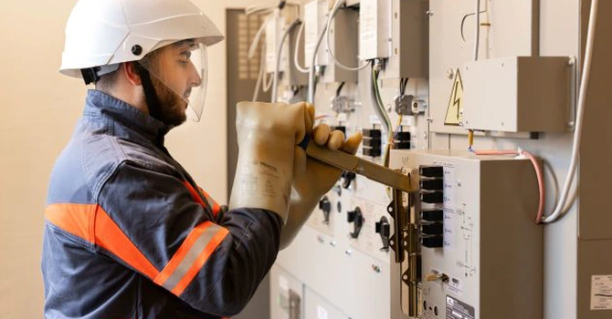 Lucrări de modernizare a rețelei electrice de peste 22 milioane de lei în județul Constanța, anunțate de Rețele Electrice