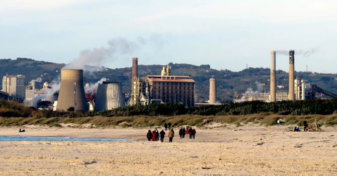 Italia vrea să amâne cu 13 ani închiderea centralelor sale pe cărbune. Guvernul ia în calcul chiar redeschiderea mai multor unități care au fost închise