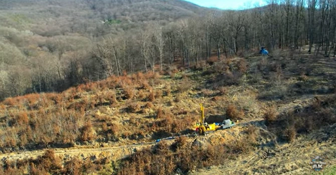 VIDEO Cel mai lung tunel de autostradă din România. Turcii de la Makyol pregătesc terenul pentru începerea lucrărilor la Tunelul Meseș din Autostrada Transilvania