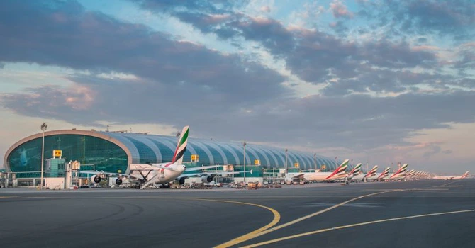 Aeroportul din Dubai, închis după un atac cu dronă