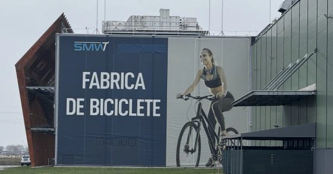 VIDEO. O zi în fabrica Decathlon de la Timișoara. Peste 800.000 de biciclete au fost asamblate doar anul trecut