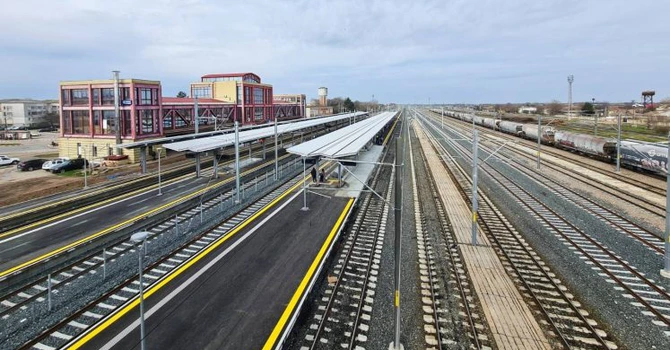 FOTO Gara din România unde au fost redeschise peroanele, după modernizare