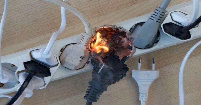 Criză la ANRE. Autoritatea se plânge că nu a fost pregătită pentru situaţia „extremă”: Peste 20 de miliarde lei au fost decontate pentru compensare