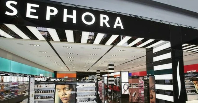Anchetă la Sephora şi Benefit Cosmetics, în Italia