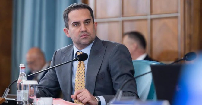 16 locomotive electrice și 20 de trenuri interregionale vor fi cumpărate prin Fondul pentru Modernizare – ministrul Transporturilor