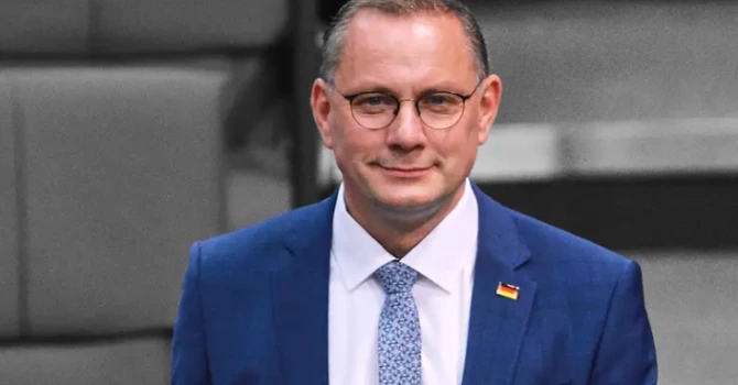 Politician german critică atacurile americano-israeliene împotriva Iranului