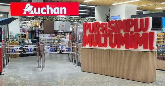 Ce se schimbă în planurile Auchan la 20 de ani de la intrarea în România. Deschide hypermarket în locul Carrefour, în București