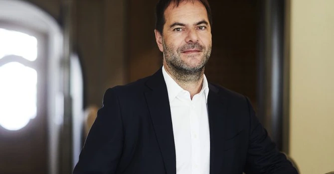 Miliardarul ceh Jiří Šmejc, care deține Premier Energy, se extinde în România și mai cumpără un distribuitor de dispozitive medicale