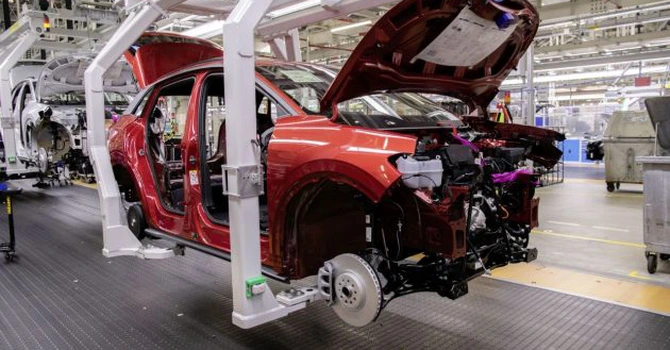 După Stellantis, și Volkswagen deschide poarta uzinelor sale europene pentru chinezi